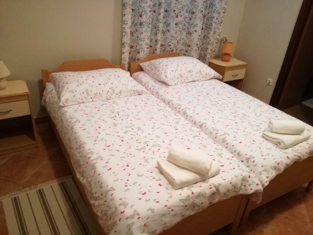 Apartment Vesna Veleniki Екстериор снимка