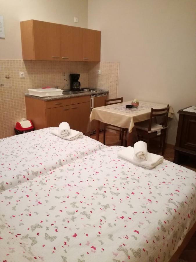 Apartment Vesna Veleniki Екстериор снимка
