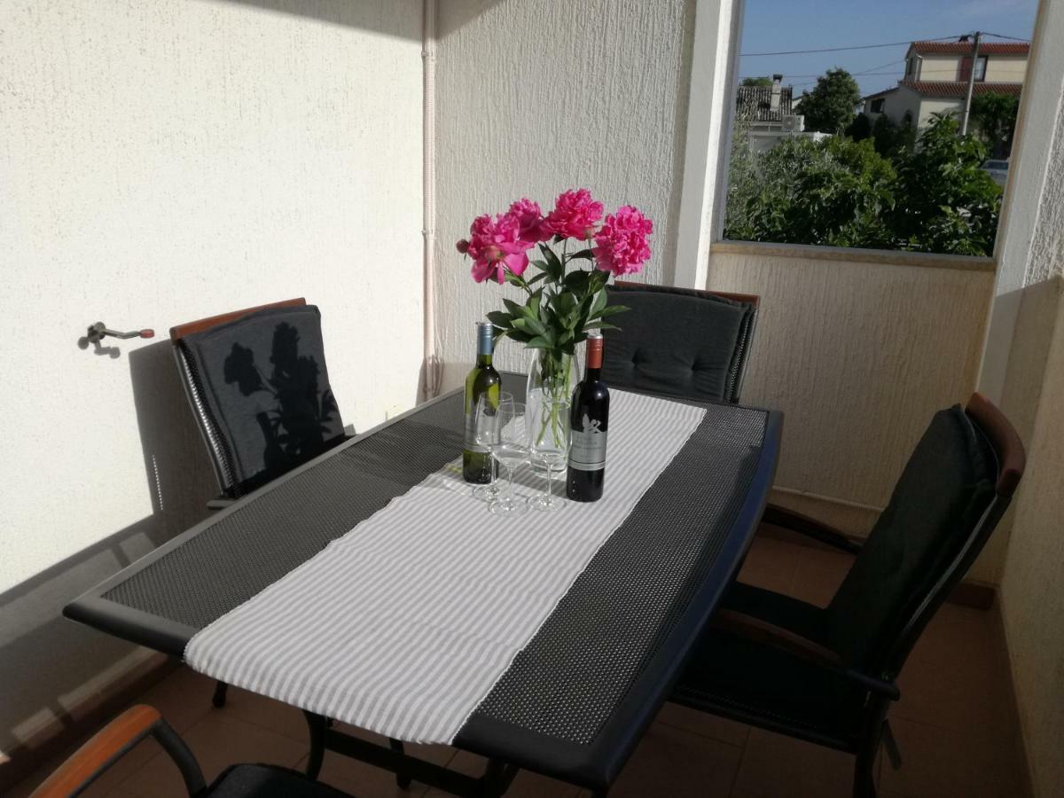 Apartment Vesna Veleniki Екстериор снимка