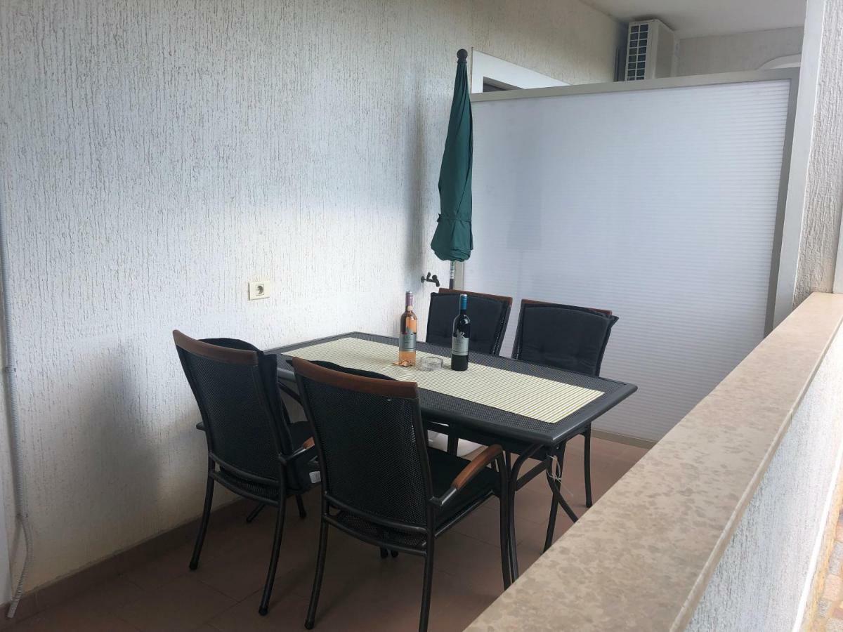 Apartment Vesna Veleniki Екстериор снимка
